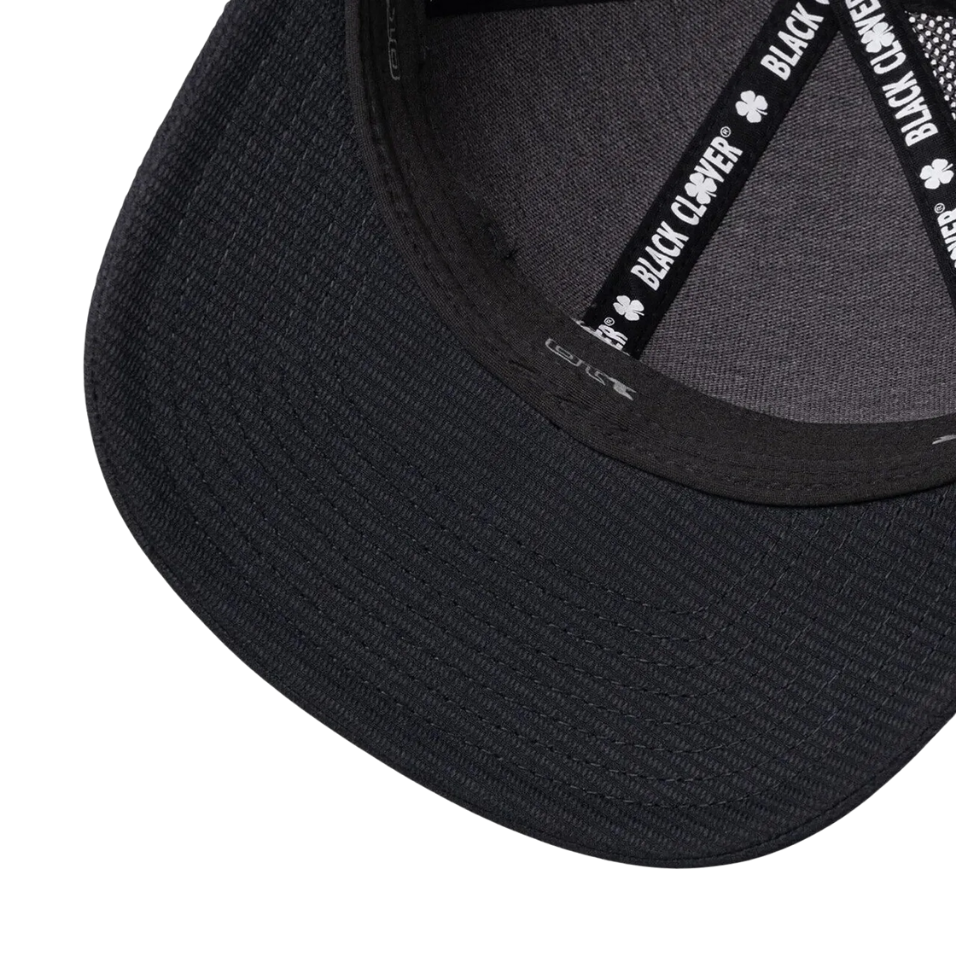 BLACK CLOVER BLISS CAP - OSFM