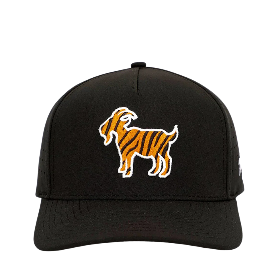 WAGGLE THE GOAT CAP - BLACK