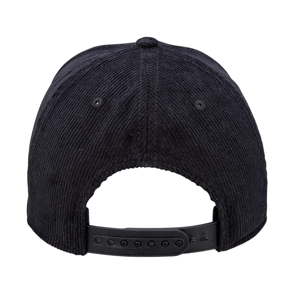 BLACK CLOVER UPSIDE DOWN LUCK 5 CAP - OSFM